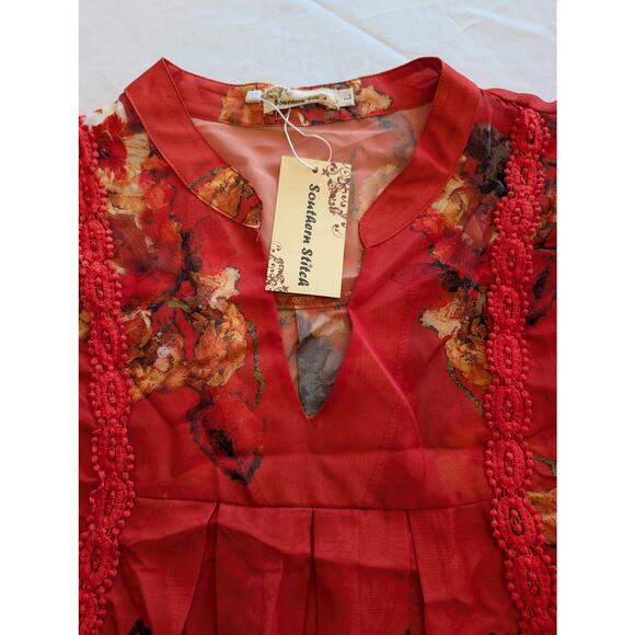 NWT Red Floral Print Tunic‎ Top Crochet Trimmed Boho Style Long Sleeve Blouse - Picture 6 of 7